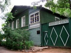 Дом-музей Достоевского на набережной Перерытицы в Старой Руссе